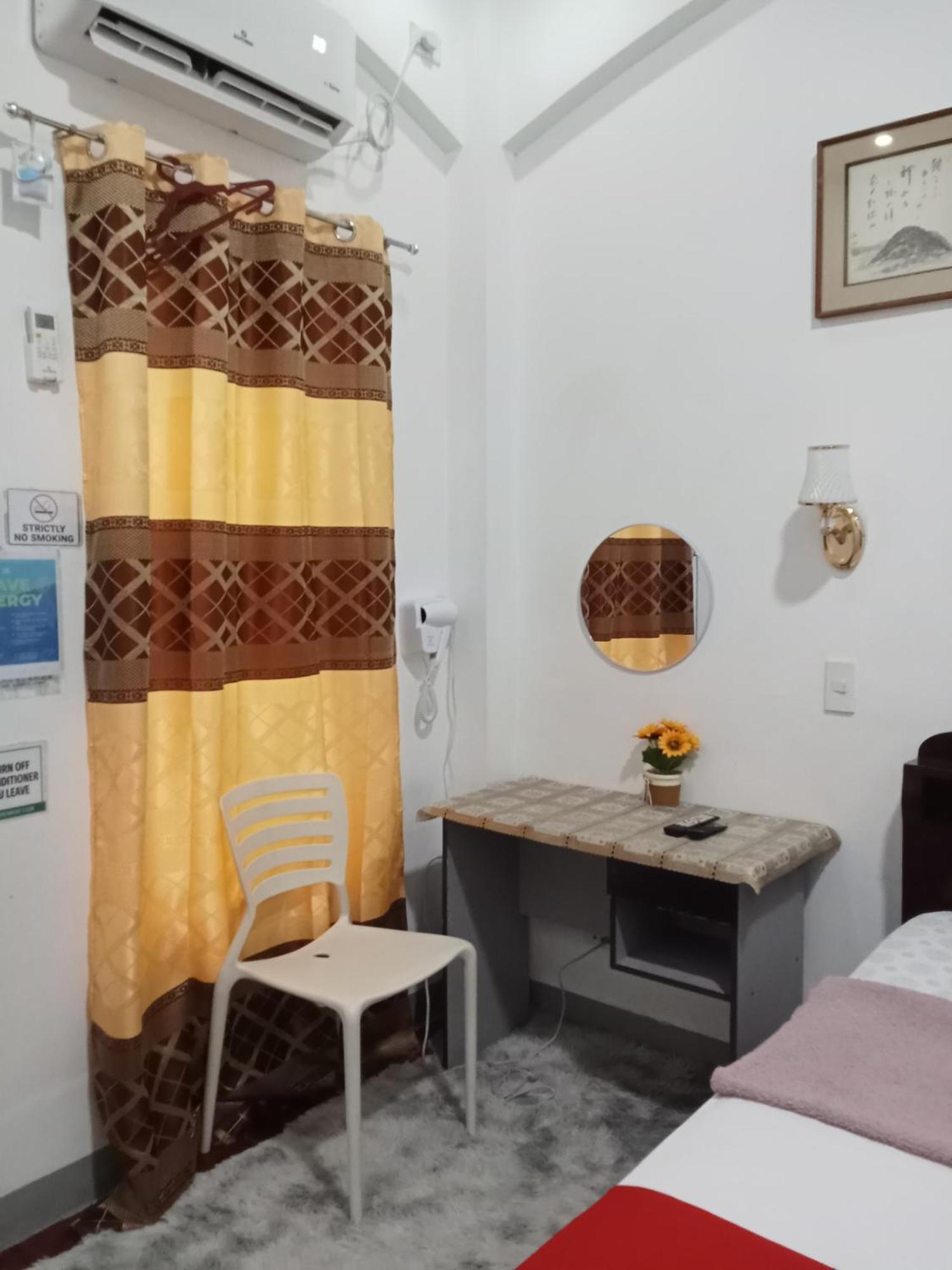 Yoo Darius' Residences Moalboal Bagian luar foto