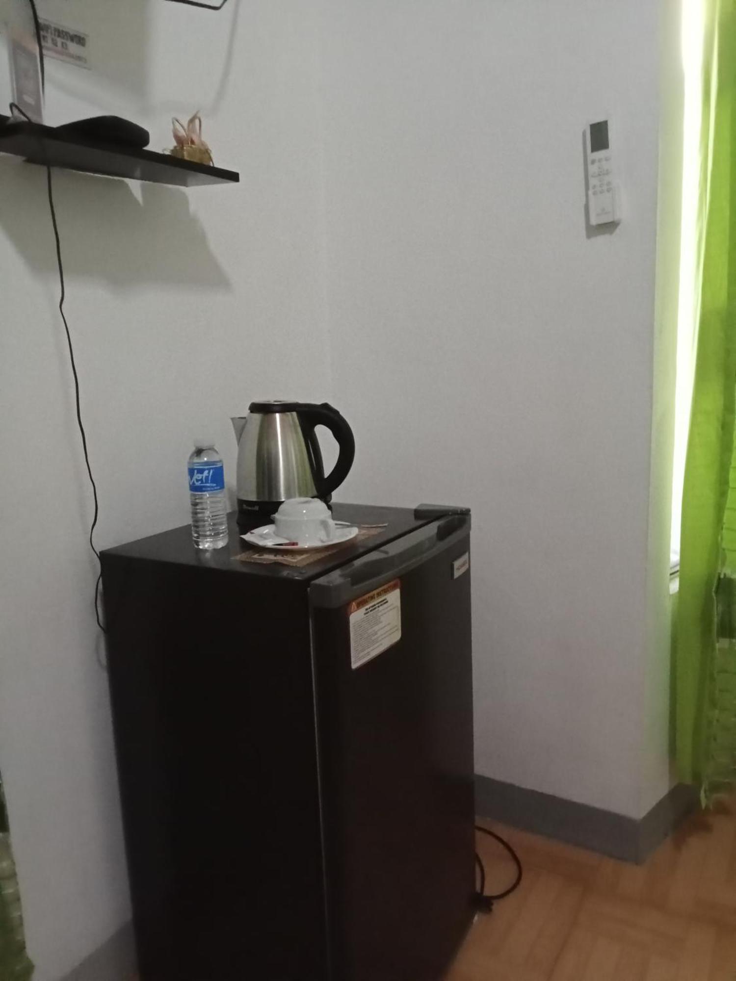 Yoo Darius' Residences Moalboal Bagian luar foto